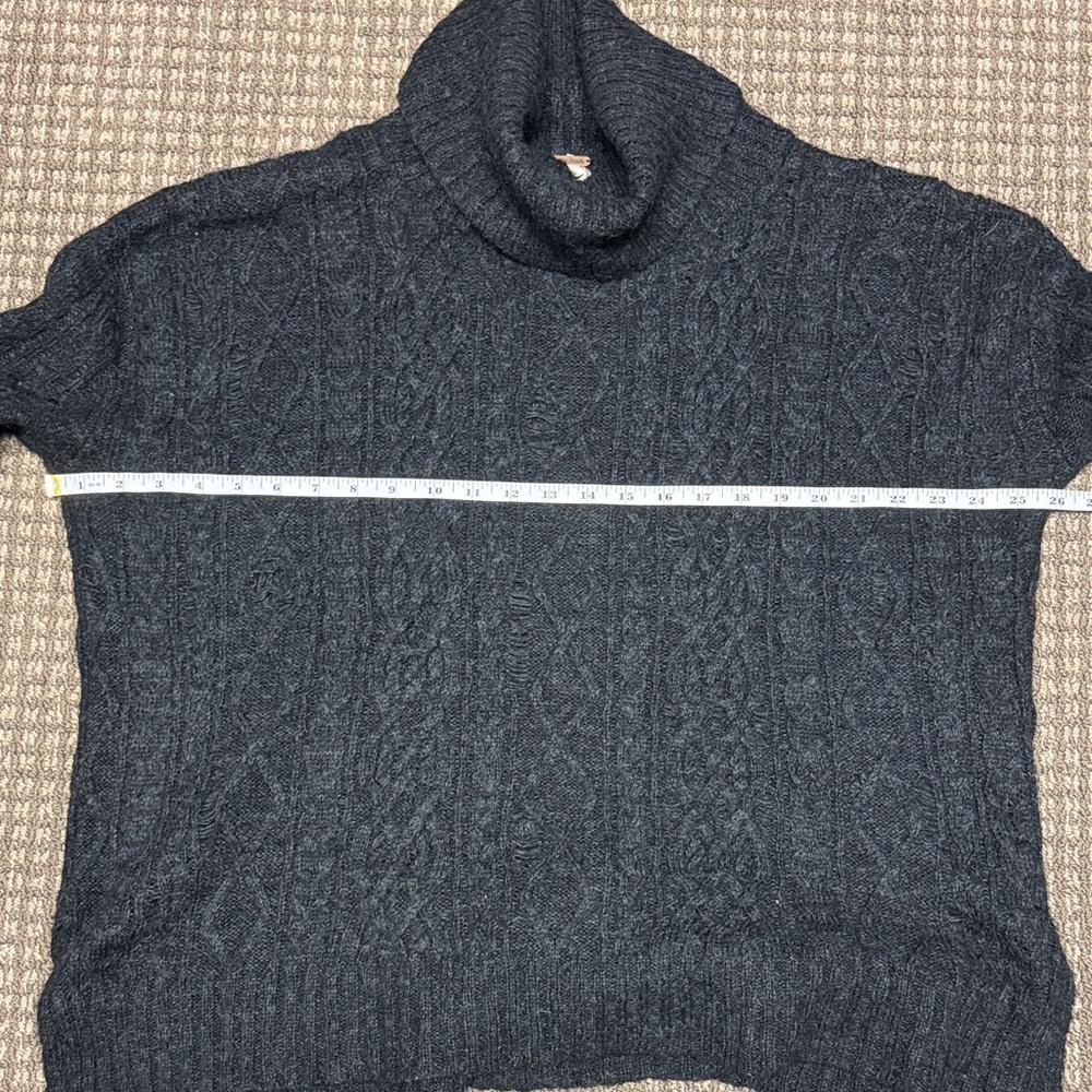 Free People Women's Charcoal Distressed Turtleneck Split Hem Sweater Sz Small - Picture 7 of 8
